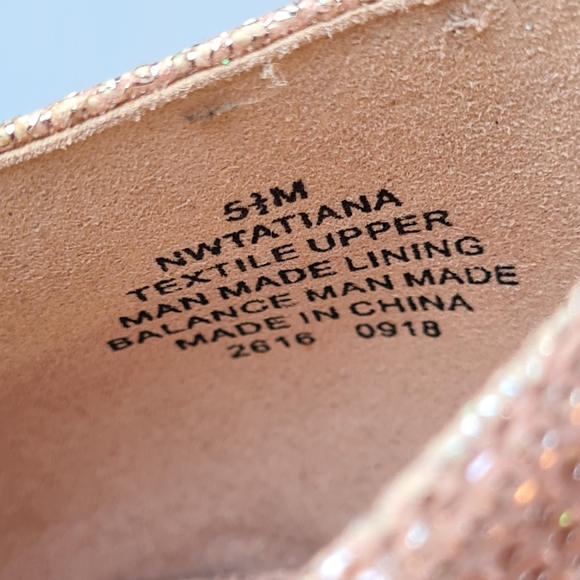 NINE WEST 5 1/2M Light Pink Metallic Shimmer TATIANA Pointed Toe Pumps - Picture 9 of 12